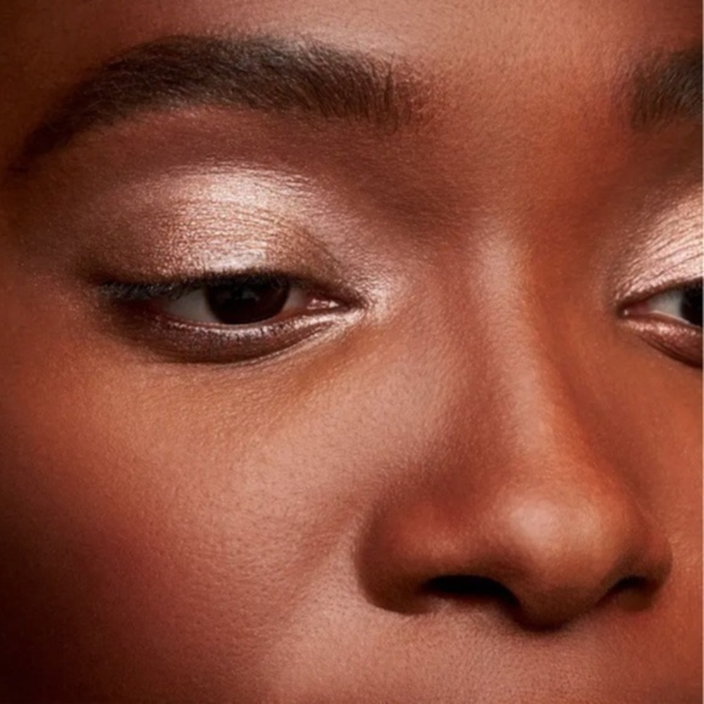 MAC Dazzleshadow-Slow Fast Slow Frost